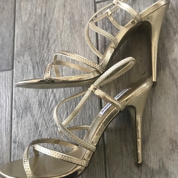 Steve Madden Shoes - SALE! Summery Strappy Steve Madden Heels 7.5 Gold